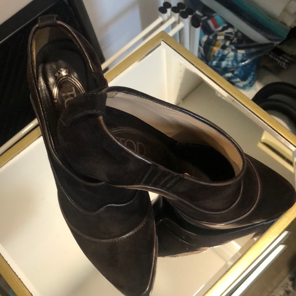 Tod's Shoes - Tods Suede Shoes
